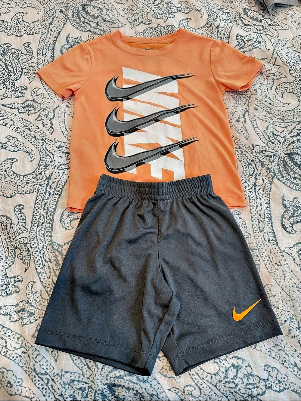 Nike Toddler Boys Dri-FIT T-Shirt and Shorts 2-Piece Set Dri-FIT Boys Medium